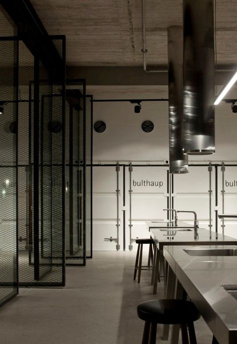 Gallery of Bulthaup Showroom TLV / Pitsou Kedem Architects - 9 Bulthaup Kitchen, Pitsou Kedem, Industrial Cafe, Industrial Kitchen, Retail Interior, Industrial House, Loft Style, Commercial Interiors, Retail Design