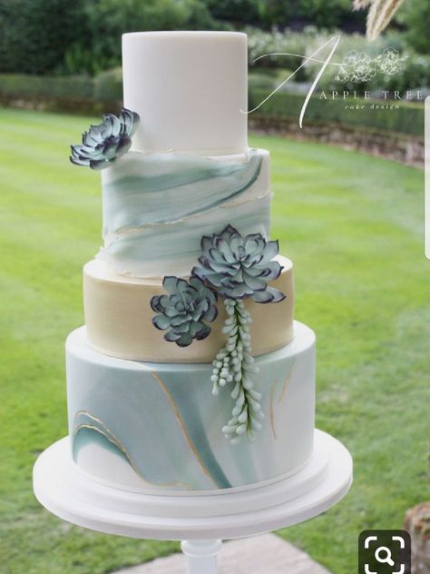 Blue And White Wedding Cake, Contemporary Wedding Cake, Vintage Pasta, Contemporary Wedding Cakes, Blue And White Wedding, Wedding Cake Pictures, Cake Decorating Classes, Marble Wedding, Modern Wedding Cake