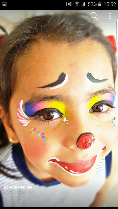 Easy Halloween Face Painting, Clown Face Paint, Auguste Clown, Glitter Bar, Cute Clown, Clown Faces, Face Painting Halloween, Easy Halloween, Face Painting