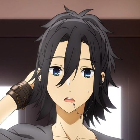 #Miyamura #Izumi #horimiya #anime #izumimiyamura #miyamuraizumi #percing #longhair Izumi Horimiya, Guys With Black Hair, Izumi Miyamura, Miyamura Izumi, Anime Long Hair, Pelo Anime, Wallpaper Animes, Anime Songs, Anime Character Drawing