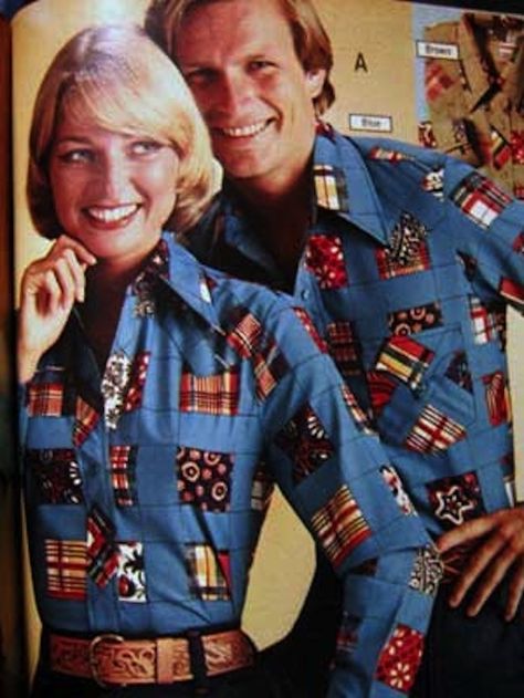 The '70's were all about couples wearing matching outfits (now considered costumes) 1970s Trends, Boyfriend Outfit, Bad Fashion, Couple Dress, 1970s Fashion, Couple Outfits, Fashion Today, Matching Couples, Shut Up