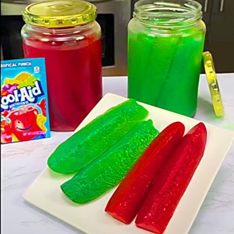 Kool Aid Pickles Recipe - How To Make Kool Aid Pickles - Easy Pickle Ideas - No Canning Pickles Kool Aid Pickles, Chaotic Kitchen, Sour Pickles, Pickles Recipe, Soda Shop, Sleepover Food, Homemade Pickles, Sour Taste, Food Combining