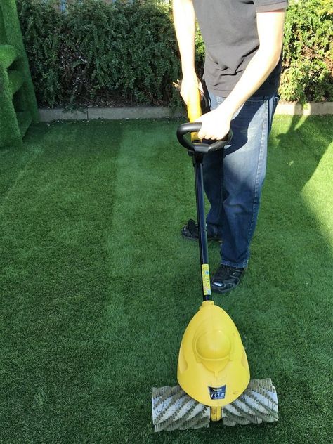 artificial grass cleaner electric brush Artificial Grass Backyard, Turf Backyard, Landscaping Grasses, Grass Backyard, Synthetic Lawn, Artificial Plants Decor, Artificial Plants Indoor, Artificial Plant Wall, Dog Yard