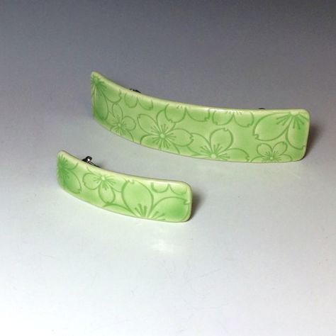 Small Green Barrette Ceramic Barrette by AllisonGlickCeramics Ceramic Barrette, Green Hair Accessories, Hair Accessories Flower, Hair Clip Accessories, Ceramic Hair, Cherry Blossom Flowers, Flower Hair Clip, French Barrette, Flower Hair Accessories