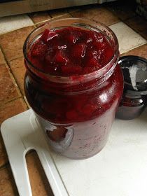 Ingelegde Resepte, Gebottelde Slaai, Beet Chutney, Beetroot Chutney Recipe, Making Preserves, Fruit Chutney, Heart Healthy Recipes Easy, Cucumber Pickles, Relish Sauce