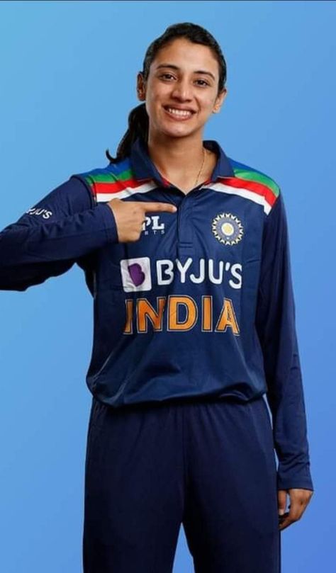 Smriti Mandhana Cute Wallpaper, Smriti Mandana, Cricket Photo, Cricket Women, Sports Person, Smriti Mandhana, Virat Kohli Wallpapers, Cricket Wallpapers, Dream College