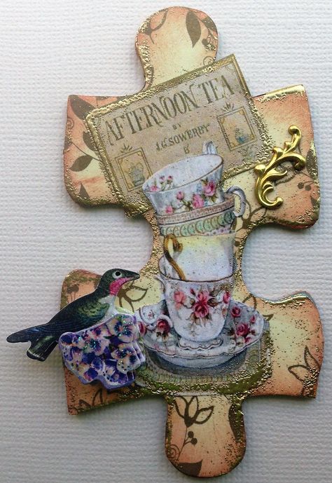 Puzzle Piece Art, Puzzle Piece Crafts, Embellishments Diy, Puzzle Jewelry, Puzzle Crafts, Embellishment Diy, Shabby Chic Crafts, Jigsaws, Decoupage Vintage