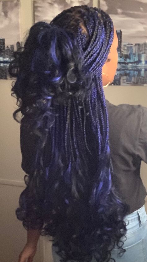 Bold Braids Hairstyles, Braid Hairstyles With Curly Ends, Black And Blue French Curl Braids, Cute Braid Ideas Black Women, Fanasty Braids Glitter, Purple Black Braids, Dark Red Peekaboo Braids, Purple French Braids, French Box Braids Hairstyles