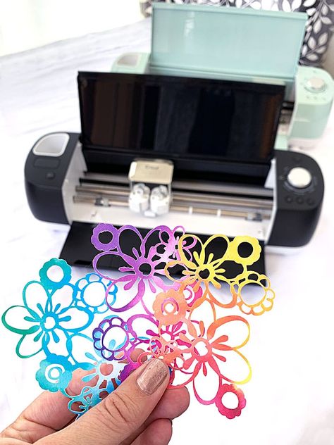 Making Cards With Cricut Explore Air 2, Cricut Scrapbooking Ideas, Cricut Craft Ideas, Cricut Scrapbook, Cricut Explore Air Projects, Vinyle Cricut, Cricut Supplies, Cricut Stencils, Cricut Explore Projects