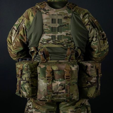 Carcajou Tactical – Webbing & Yoke System - Soldier Systems Daily Paintball Ideas, Military Loadout, Tactical Loadout, Military Robot, Self Defence Training, Australian Defence Force, Tactical Pouches, Army Gears, Navy Art