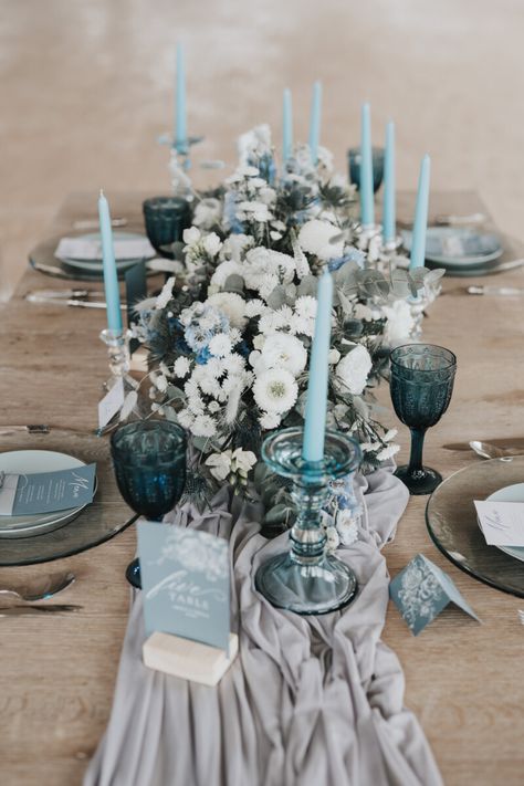 Gorgeous Dusty Blue Wedding Ideas for 2020 Brides - blog MargoAndBees Teal Blue Weddings, Blue Wedding Ideas, Baby Blue Weddings, Dusty Blue Color, Wedding Arch Rustic, Elegant Modern Wedding, Dusty Blue Wedding, Light Blue Wedding, Birthday Party Centerpieces