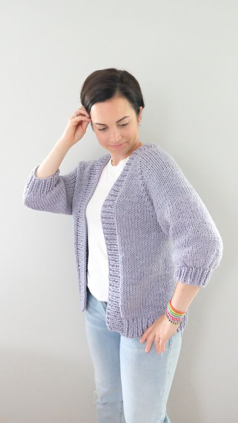 A simple, cozy, open knit cardigan pattern.  Great for beginner knitters and fun for the more advanced. #freeknittingpattern #knitsweaterpattern #easyknitsweater #knitting #knittingpattern Ashley Lillis, Chunky Knit Sweater Pattern, Knitted Jackets Women, Free Knitting Patterns For Women, Ladies Cardigan Knitting Patterns, Crochet Free Patterns, Ladies Cardigan, Knitting Patterns Free Sweater, Knit Cardigan Pattern