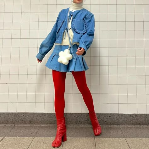 Orange Accent Outfit, Eclectic Fashion Style, Bright Colored Outfits, Curated Closet, Fits Inspo, Quirky Fashion, Eclectic Fashion, Mein Style, Tights Outfit