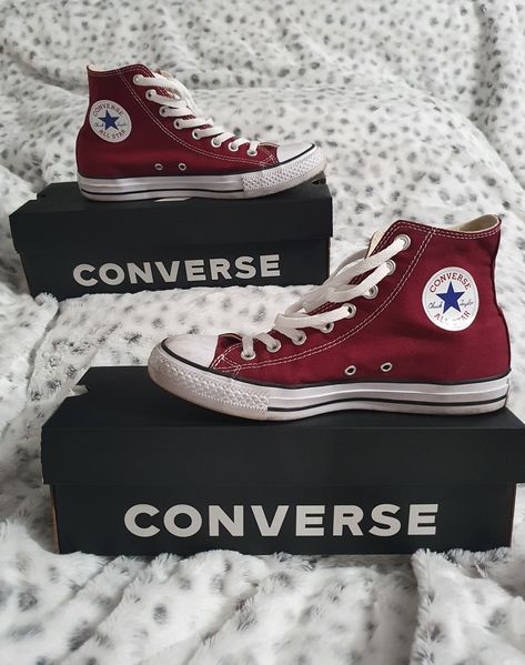 Dark Red High Top Converse, Deep Red Converse, Wine Red Converse, Wine Red Quince, Dark Red Converse Outfit, Wine Red Outfit, Dark Red Converse, Dark Red Shoes, Zapatillas All Star