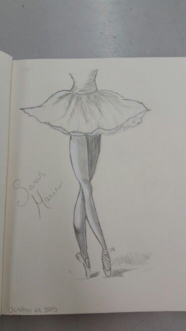 Ballerina Sketch Easy by May Young                                                                                                                                                     More Ballerina Sketch, Ballet Drawings, Kristina Webb, Tumblr Drawings, Dancing Drawings, Sketches Easy, Pencil Art, Disney Cartoons, Art Drawings Sketches