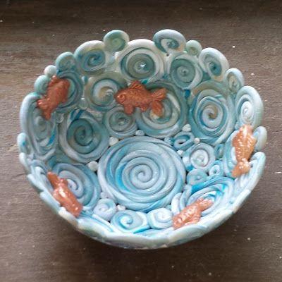 Coil Bowl, Diy Keramik, Hantverk Diy, Coil Pottery, Coil Pots, ดินปั้น Polymer Clay, Clay Diy Projects, Cerámica Ideas, Clay Bowl