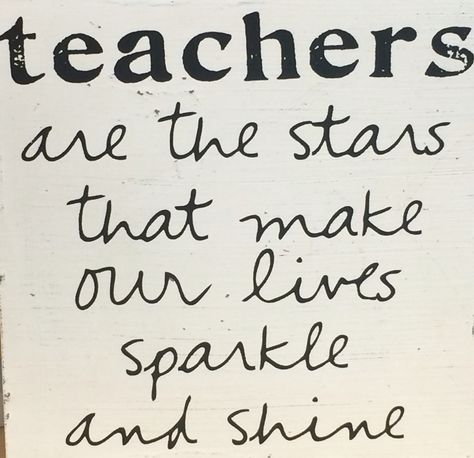 Teachers are the stars that make our lives sparkle and shine. ⭐️💯⭐️ Best Teachers Day Quotes, Teachers Day Message, Greeting Cards For Teachers, Happy Teachers Day Card, Teacher Appreciation Themes, Wishes For Teacher, Gene Editing, Teacher Appreciation Quotes, Easy Teacher Gifts