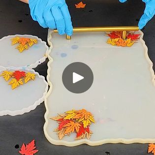 Fall Leaf Resin Tray and Coaster Set | I know it's not fall, but this resin tray and coaster set is so pretty it could be used year-round :) | By Mixed Media GirlFacebook Thanksgiving Resin Ideas, Resin Tray And Coaster Set, Resin Pouring, Resin Crafts Tutorial, Resin Tray, Resin Pour, Fall Leaf, Resin Crafts, So Pretty