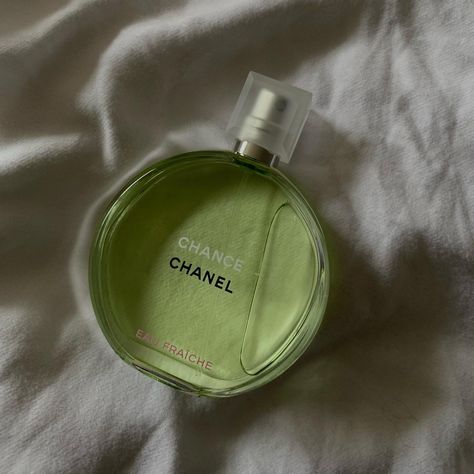 Perfume Green Aesthetic, Green Perfume Aesthetic, Green Chanel Perfume, Green Perfume Bottle, Green Chanel, Green Perfume, Hugo Book, Perfume Luxury, Chanel Green