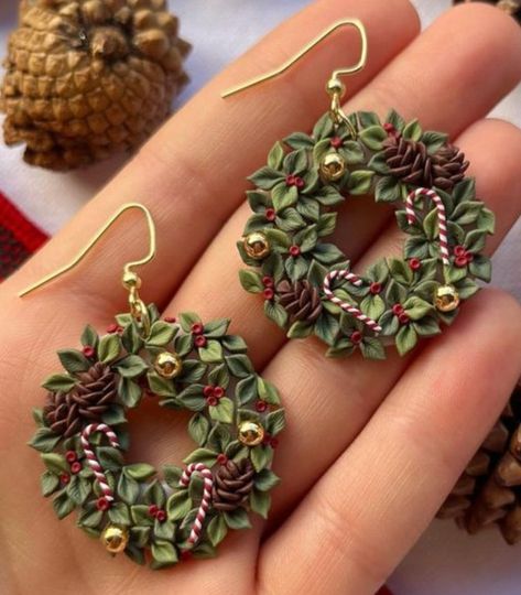 Polymer Clay Christmas Jewelry, Xmas Polymer Clay Earrings, Christmas Polymer Clay Ornaments, Fimo Christmas Decorations, Polymer Clay Wreath, Christmas Earrings Polymer Clay, Polymer Clay Christmas Earrings, Polymer Clay Embroidery, Clay Magnets