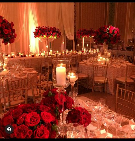 Quince Red And Gold Theme, Quince Decorations Red And Silver, Quiencera Themes Red, Rose Quinceanera Theme, Red And Gold Quinceanera Theme, Red Quinceanera Ideas Decor, Red Quince Decorations, Quince Decorations Red, Red And Gold Quinceanera Decorations