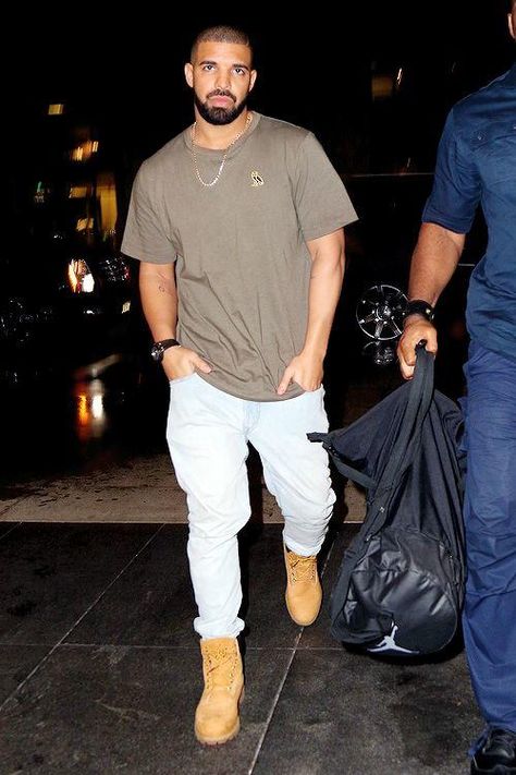 Drake Concert Outfit, Drake Fashion, Look Hip Hop, Drake Concert, Drake Clothing, Timberland Boots Outfit Mens, Drizzy Drake, Timberland Boots Outfit, Timberland Outfits