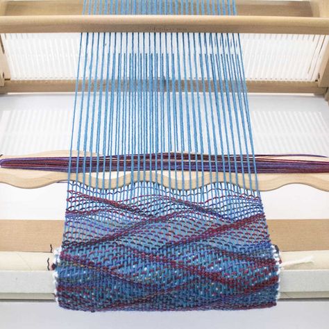 Hula hoop weaving