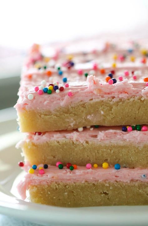 Sugar Cookie Bars Recipe, Sugar Cookie Bar Recipe, Chewy Sugar Cookie, Frosted Sugar Cookies, Homemade Buttercream Frosting, Dessert From Scratch, Too Much Sugar, Eating Too Much, Chewy Sugar Cookies