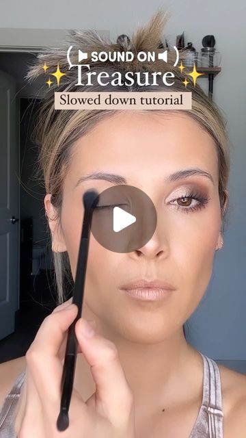 Perfect Smokey Eye, Evening Make Up For Brown Eyes, Formal Eye Makeup Blue Eyes, Makeup For Puffy Eyelids, Charlotte Tilbury Eyeshadow Tutorial, Neutral Eye Makeup Tutorial, Make Up Tutorial Eye Shadow, Dark Smoky Eyeshadow Tutorial, Easy Elegant Makeup Tutorial