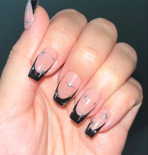 Black Tips With Stars Nails, Black Nail Star Designs, Black With Silver Stars Nails, Black Star French Tip Nails, Black French Tip With White Stars, White French Tips With Black Stars, Black French With Diamonds, Black French Tip Nails With Sparkle, Black Nails W Stars