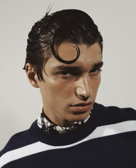 Slicked Hair Men, Wet Hair Look Men, Sleek Back Hair, Wet Look Hair, Runway Hair, Editorial Hair, Male Makeup, Slicked Back Hair, Slick Hairstyles