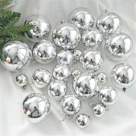 15cm Big Light Silver Balls Christmas Tree Decorations Ornaments Balls Wedding Xmas Party for 2023 Silver Christmas Ornaments, Christmas Balls Decorations, Shatterproof Ornaments, Ball Decorations, Colorful Christmas Tree, Silver Christmas, Decoration Wedding, Christmas Party Decorations, Wedding Party Decorations