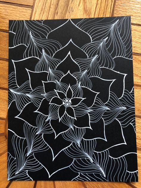 Paper Doodles, Mosaic Drawing, Scratch Paper Art, Pencil Drawings For Beginners, Illusion Drawings, Black Paper Drawing, Black And White Art Drawing, String Art Patterns, Scratch Art