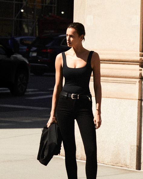 Irina Shayk Masters Denim Style in Good American Ad Irina Shayk Outfits, Irina Shayk Street Style, Denim Campaign, Best Petite Jeans, Irina Shayk Style, Double Denim Looks, Poplin Shirt Dress, Hair Color Auburn, American Denim