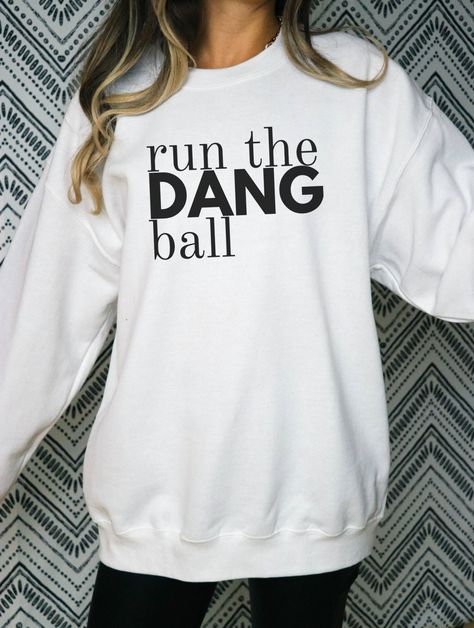 Funny Superbowl Shirt, Super Bowl Shirt Ideas, Super Bowl Shirts, Funny Football Shirts, Womens Football Shirts, Tailgate Shirt, Football Sweatshirt, Football Funny, Game Day Shirts