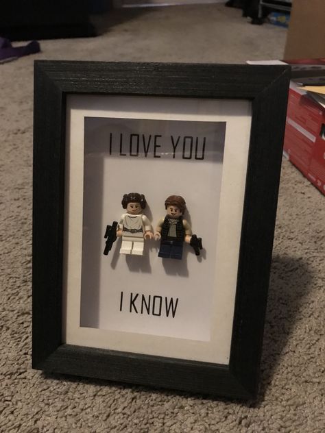 Star Wars Gift Idea – I Love You…I Know Diy Star Wars Gifts, Star Wars Valentines, Valentines Day Gifts For Friends, Handmade Gifts For Boyfriend, Romantic Gifts For Him, Photo Deco, Star Wars Diy, Husband Valentine, Valentine Gifts For Husband