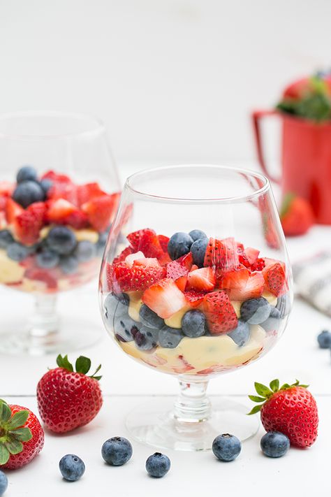 Zabaglione Recipe // A traditional, light Italian dessert with fresh fruit Zabaglione Recipe, Italian Desserts Traditional, Italian Recipes Dessert, Traditional Light, Italian Dessert, 4th Of July Desserts, Summer Entertaining, Italian Desserts, Party Desserts