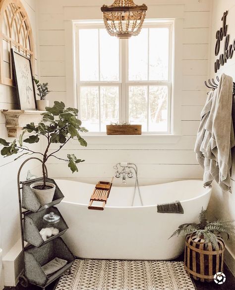 ANTIQUE FARMHOUSE’s Instagram profile post: “#📷 @thompsonfarmhouse We don't know about you, but sometimes a gorgeous soaker tub is all we need to set the tone for the week ahead. One…” Soaker Tub Decor, Yurt Plans, Bathroom Tub Decor, Bathtub Decor, Bathtub Walls, Income Property, Primary Bath, About You, Texas House