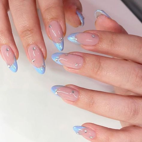 Chrome Tips With Gems, Fairy Dust Chrome Nails, Blue Nails With Gems Rhinestones, Dust Blue Nails, Structured Manicure Ideas, Iridescent Nails French Tip, Chrome Nails With Rhinestones, Blue Nails With Gems, Blue Iridescent Nails