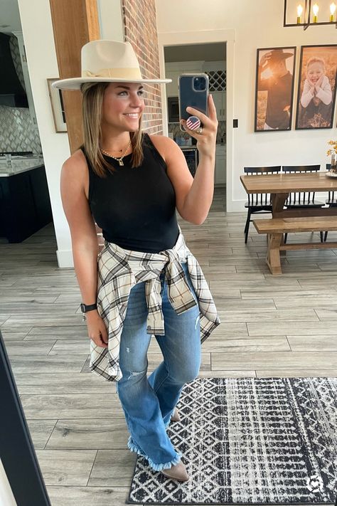 Bootcut Jeans And Flannel Outfit, Flannel With Flare Jeans, Flare Jeans And Flannel Outfit, Flat Brim Hat Outfit Fall, Flannel And Cowboy Boots Outfit, Jeans Flannel Outfit, Fall Bell Bottom Jeans Outfit, Flared Jeans Outfit Winter, Flat Brim Hat Outfit