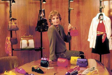 Dawn Mello, Who Revived Bergdorf Goodman and Gucci, Dies at 88 - The New York Times Window Display Retail, Visual Merchandising Displays, H.e.r Aesthetic, Mark Cross, Retail Store Design, Retail Interior, Kids On The Block, American Fashion, Purses Designer