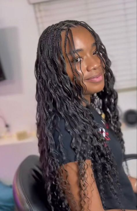 Repast Outfit Ideas, Mermaid Braids With Weave, Pin And Drop Braids, Synthetic Braids Hairstyles, Straight Goddess Braids, Quen Blackwell Braids, Loose End Braids, Braids For Long Hair Black Women, Layered Boho Braids