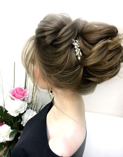 Wedding hair accessories – Bridal rhinestone hair comb for the bride hairstyle. Silver,  gold or rose gold small wedding hair piece for bridal. Emerald Green Hair, Holiday Hair Accessories, Bridesmaid Hair Comb, Silver Hair Comb, Rhinestone Hair Comb, Bridal Hair Piece, Crystal Hair Comb, Bridal Hair Clip, Rhinestone Hair