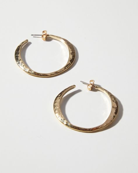 Oliver Bonas Jewellery, Wax Carving, Jewelry Design Inspiration, Golden Earrings, Jewelry Care Instructions, Earrings Inspiration, Oliver Bonas, Green Gifts, Lovely Earrings