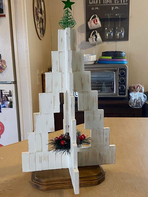 Diy Jenga Blocks Ideas, Jenga Block Crafts, Jenga Crafts, Dollar Store Diy Decorations, Homework Ideas, Christmas Signs Diy, Paint Sticks, Jenga Blocks, Signs Diy