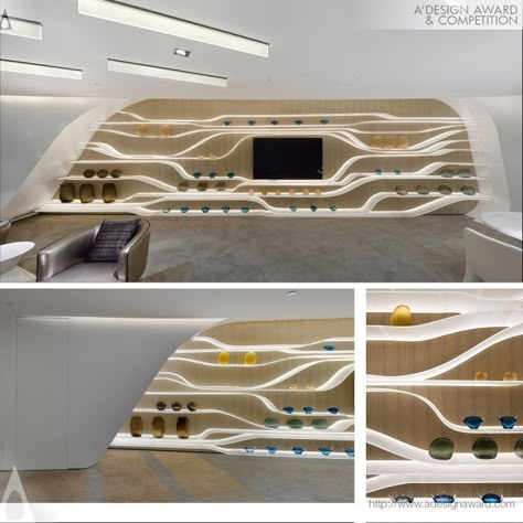 A' Design Award and Competition - Images of FLOW LINE by Kris Lin Gold Bed Frame, Simple Bed Designs, Double Bed Designs, Bed Design Ideas, Unique Bedroom Design, Minimalist Bed, Wooden Bed Design, Bunk Bed Designs, Wall Panelling