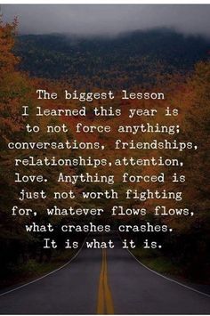 ♥ lis Quotes About Change, Inspirerende Ord, Change Quotes, Quotable Quotes, Lessons Learned, Wise Quotes, A Quote, True Words, Meaningful Quotes