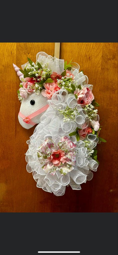 Horse Wreaths For Front Door, Unicorn Wreath, Horse Head Wreath, Horse Wreaths, Pet Wreath, Angel Wings Wall Decor, Deco Mesh Wreaths Tutorials, Ladybug Wreath, Unicorn Christmas