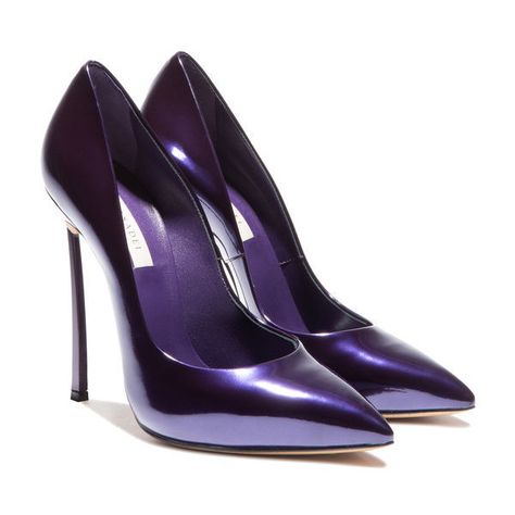 blade (24,920 THB) ❤ liked on Polyvore featuring shoes, heels, casadei shoes, casadei, patent shoes, eggplant shoes and metallic shoes Feminine Shoes, Heels Aesthetic, Trendy Heels, Metallic Pumps, Dr Shoes, Fab Shoes, Metallic Shoes, Hot Heels, Purple Shoes