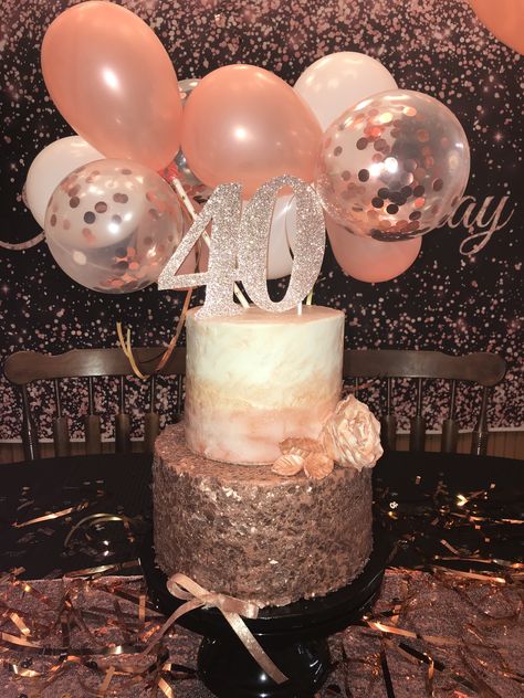 Rose gold glitter 40th birthday cake Sparkly 40th Birthday Ideas, 40th Birthday Cake Rose Gold, Pink And Gold 40th Birthday Cake, 40th Birthday Cake For Women Rose Gold, Elegant 40th Birthday Cake For Women, 40th Birthday Rose Gold Theme, Rose Gold 40th Birthday Decorations, 40tg Birthday Cake Women, Rose Gold 40th Birthday Ideas